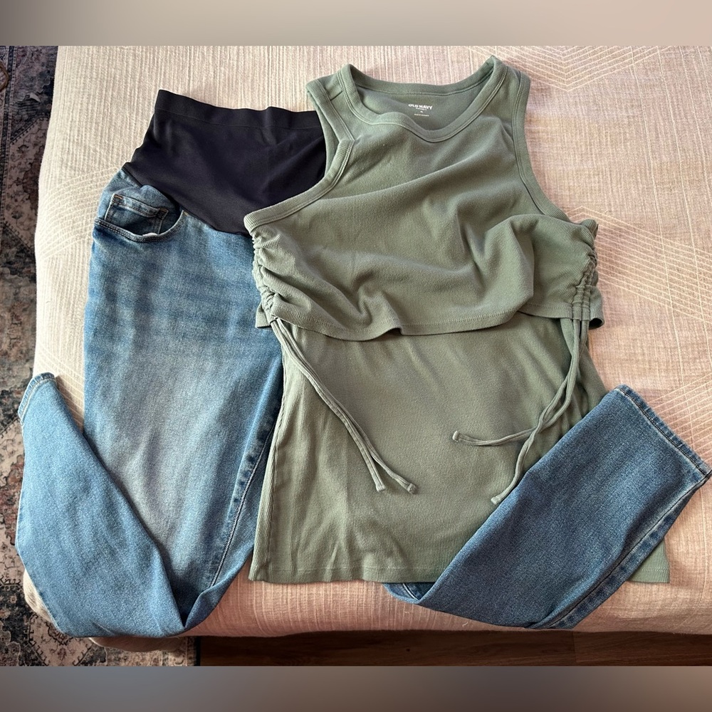 Old navy maternity bundle jeans size 14 short and nursing shirt size xl